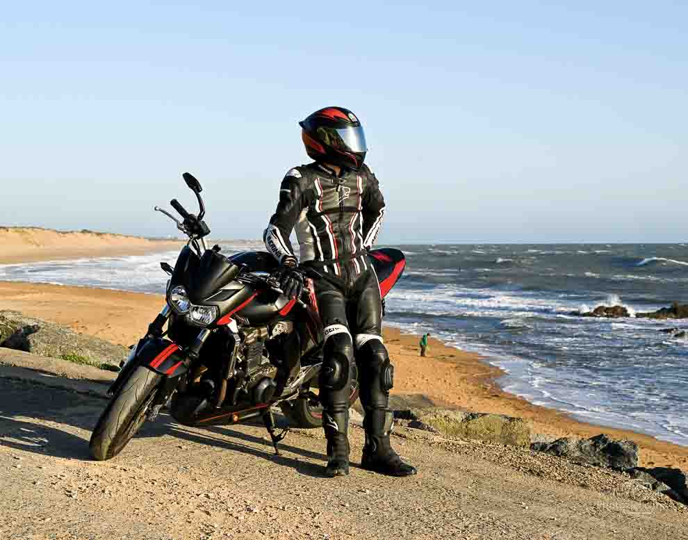Photographe professionnel spécialisé dans la photo de moto