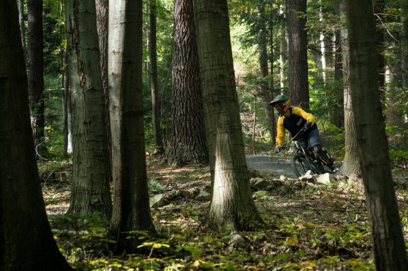 Photographe de sport en vtt